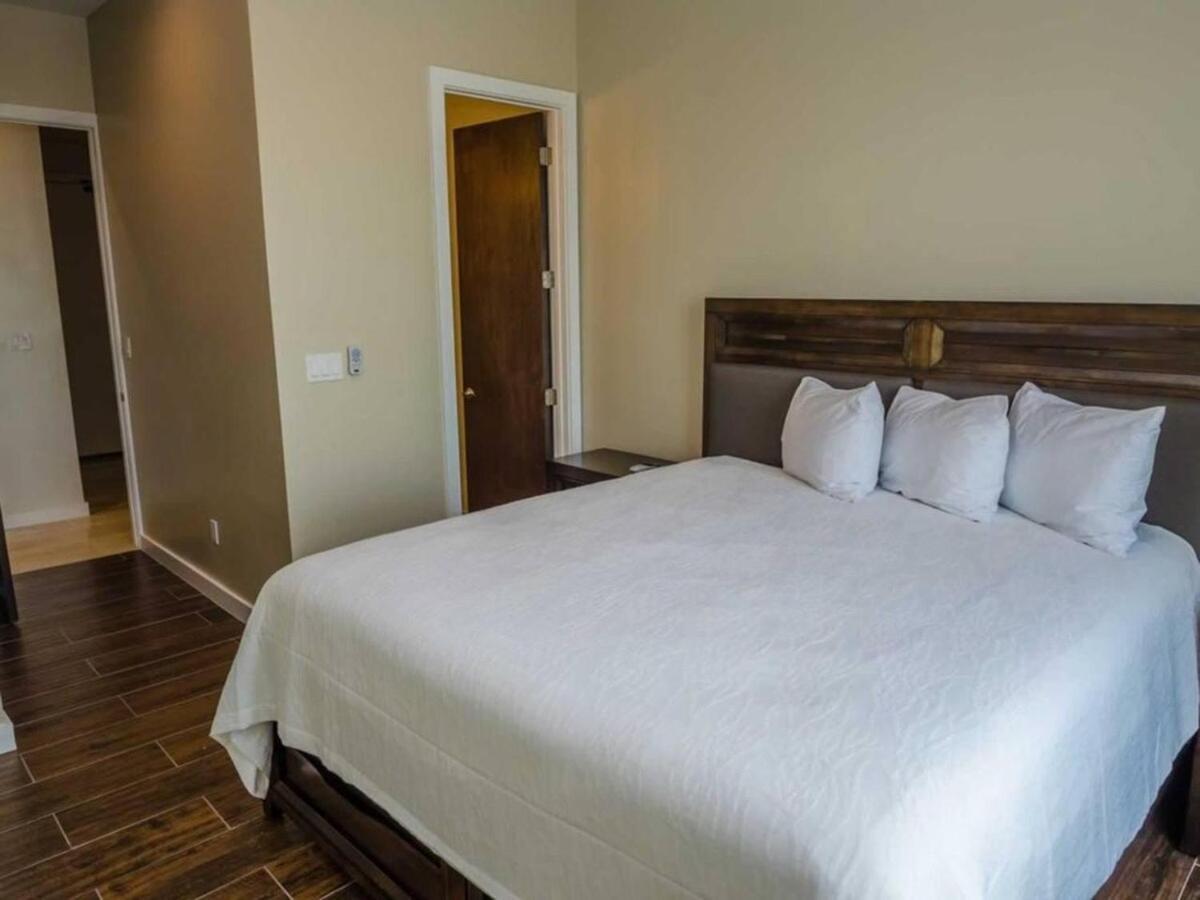 5 Bedroom Beachfront Condo - 3Rd Floor South Padre Island Eksteriør billede